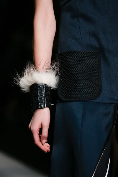 Look 22